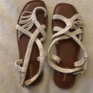 Seychelles Women's Braided Cream and Tan Sandals